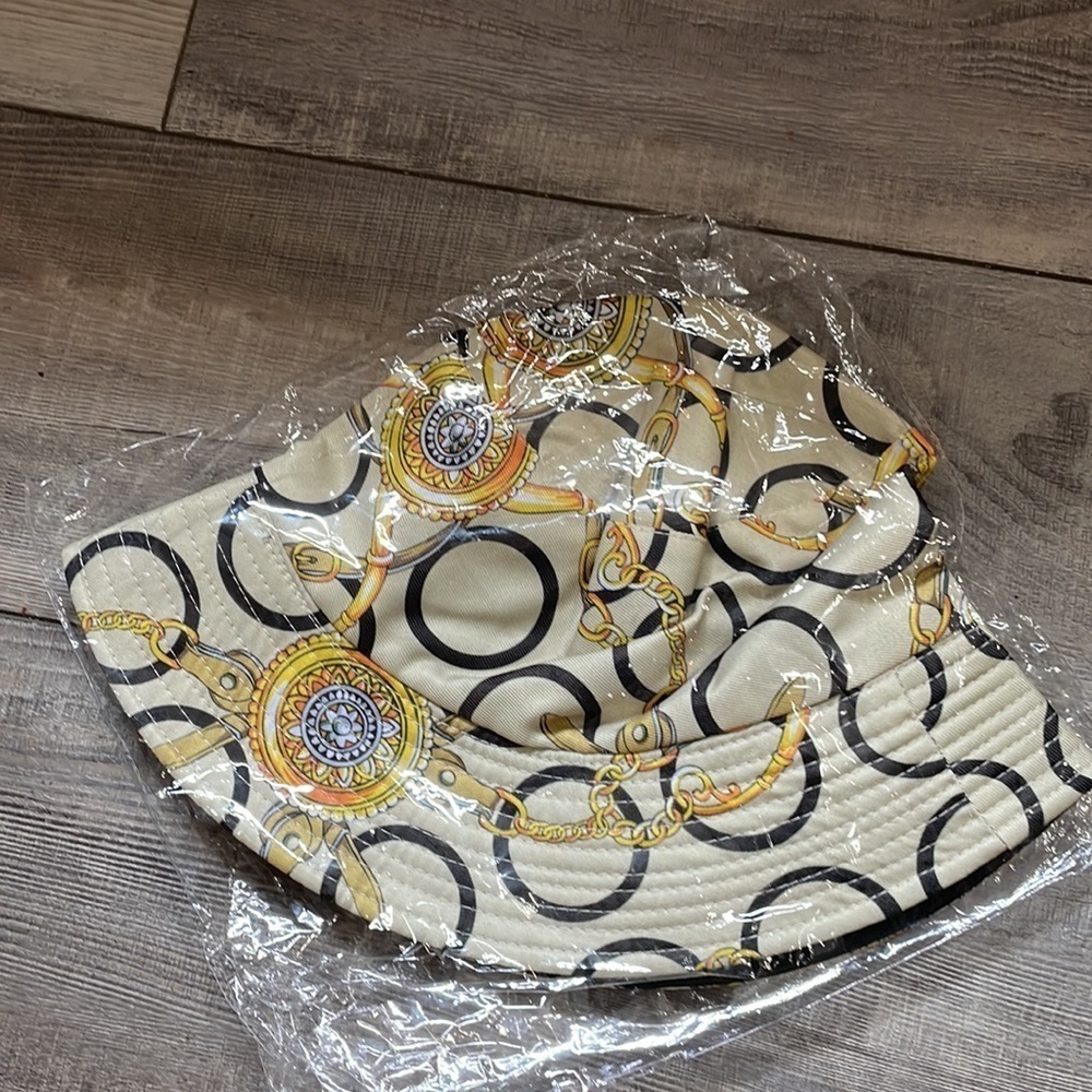Chain Designer Bucket Hat - Picture 6 of 12